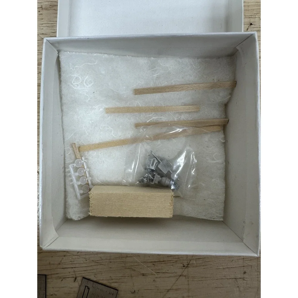Model Tech HO Scale Interior For Kit #201